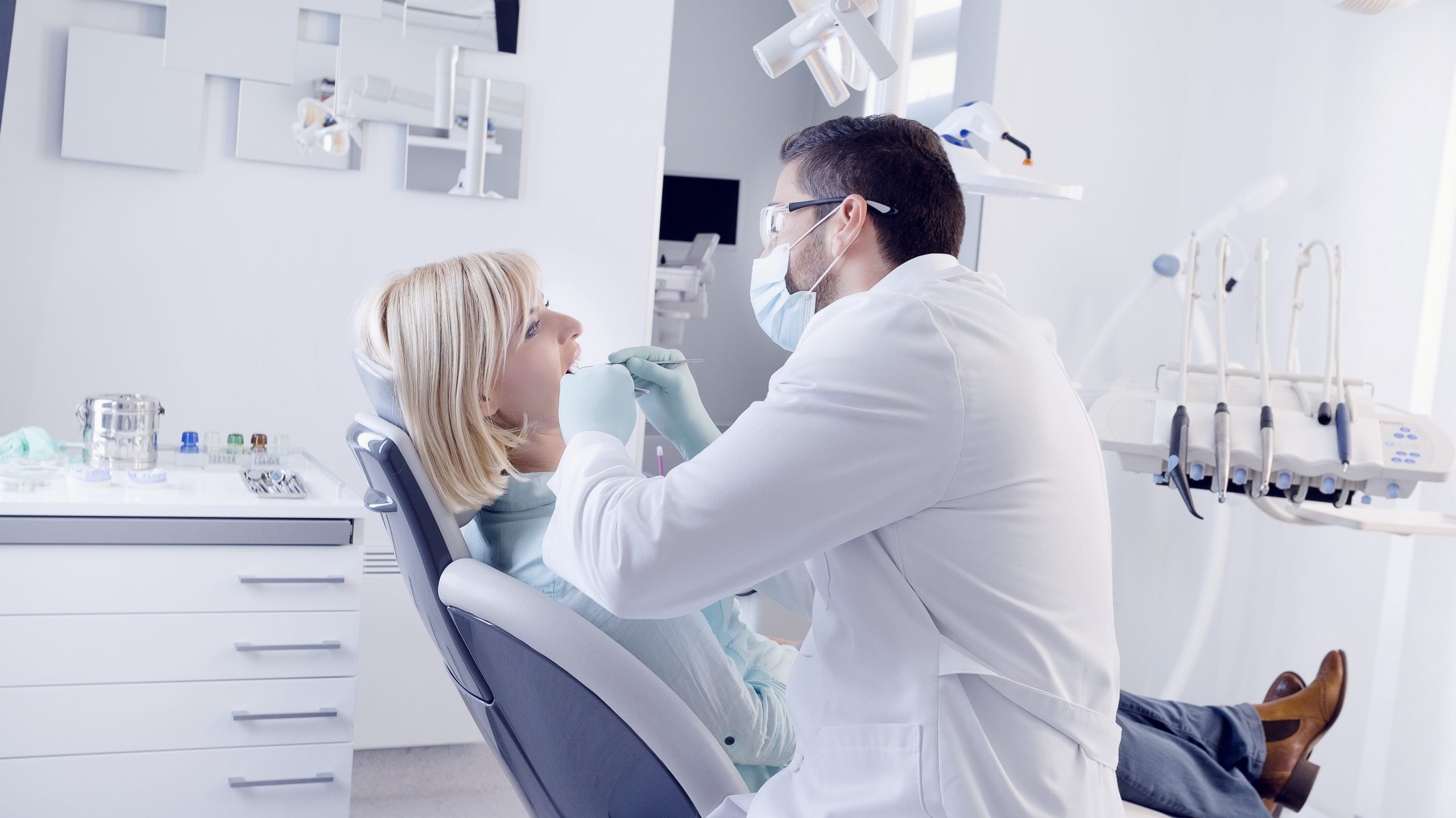 Dentist in Country Club Hills, IL